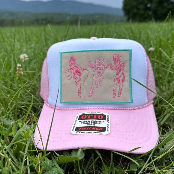 Accessories - NEW Dancing Cowgirls SnapBack / trucker hat- western Pink and White patch hat